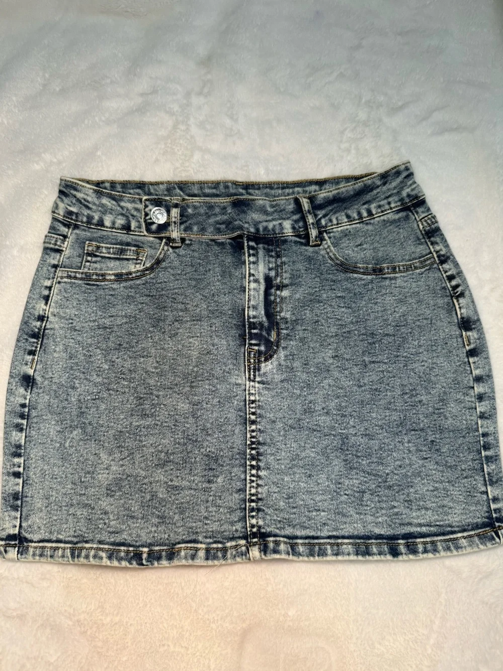 Acid Wash Denim Mini Skirt High Rise‎ Stretch Y2K Coquette Size M. NWOT